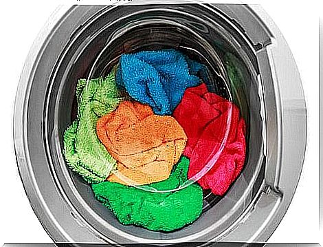 There are ingredients that help you maintain the color in your clothes.