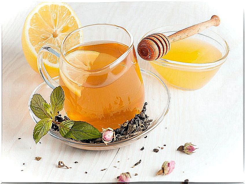 Ginger, lemon and honey tea