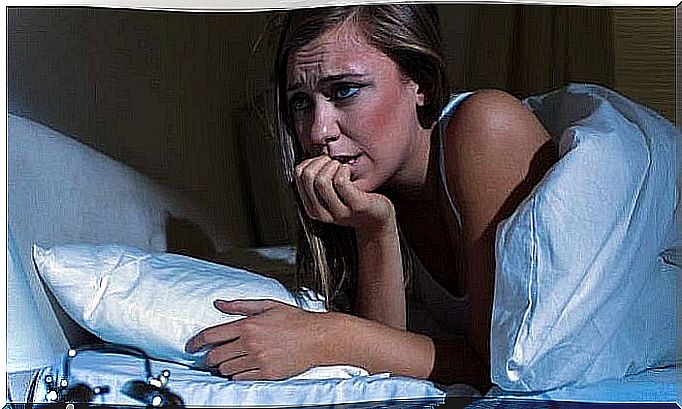 woman-who-has-suffered-a-nocturnal-panic-attack