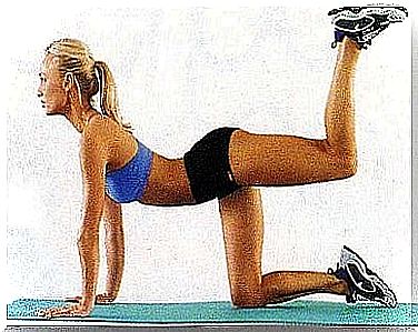 exercises-to-have-round-hips-2