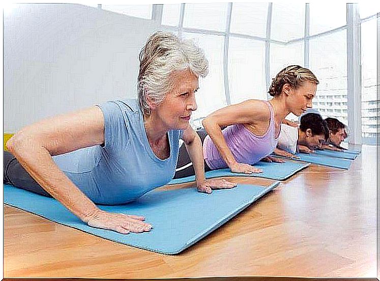 People-of-different-ages-doing-Pilates.